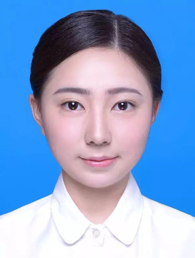 美群摄影的服务员在拍照前后都扮演着不可或缺的角色。